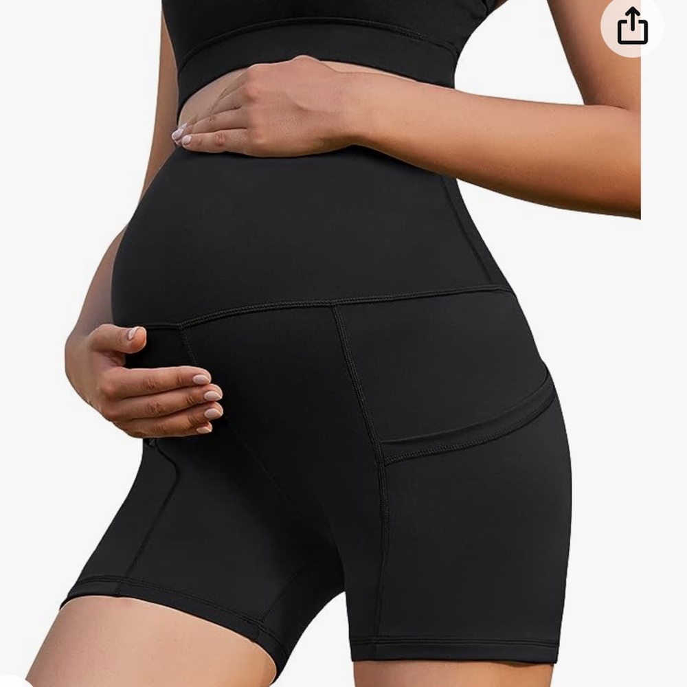 Maternity Athletic biker shorts Over Belly